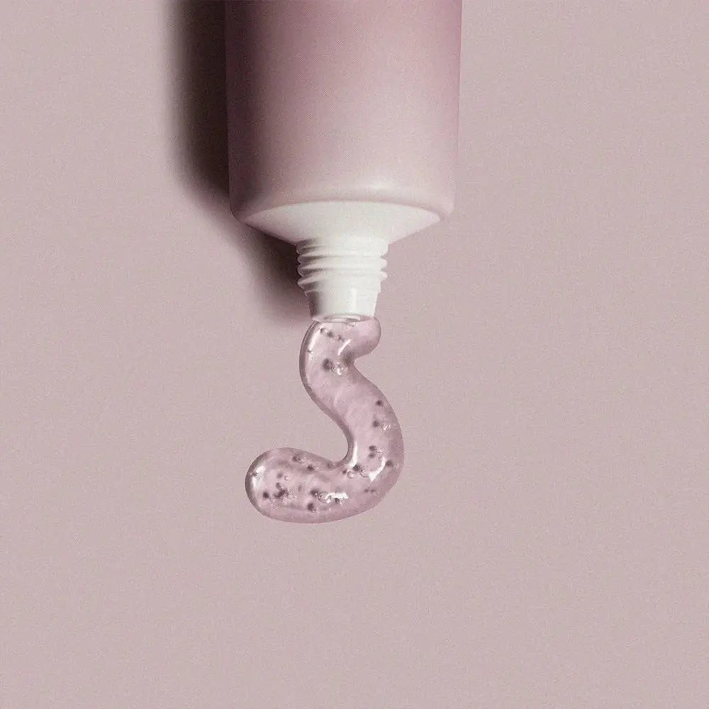 Haruharu Wonder Black Rice Moisture 5.5 Soft Cleansing Gel, heldere gel met korreltjes uit de tube