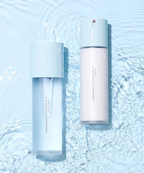 LANEIGE Water Bank Blue Hyaluronic Emulsion naast de Water Bank toner in water