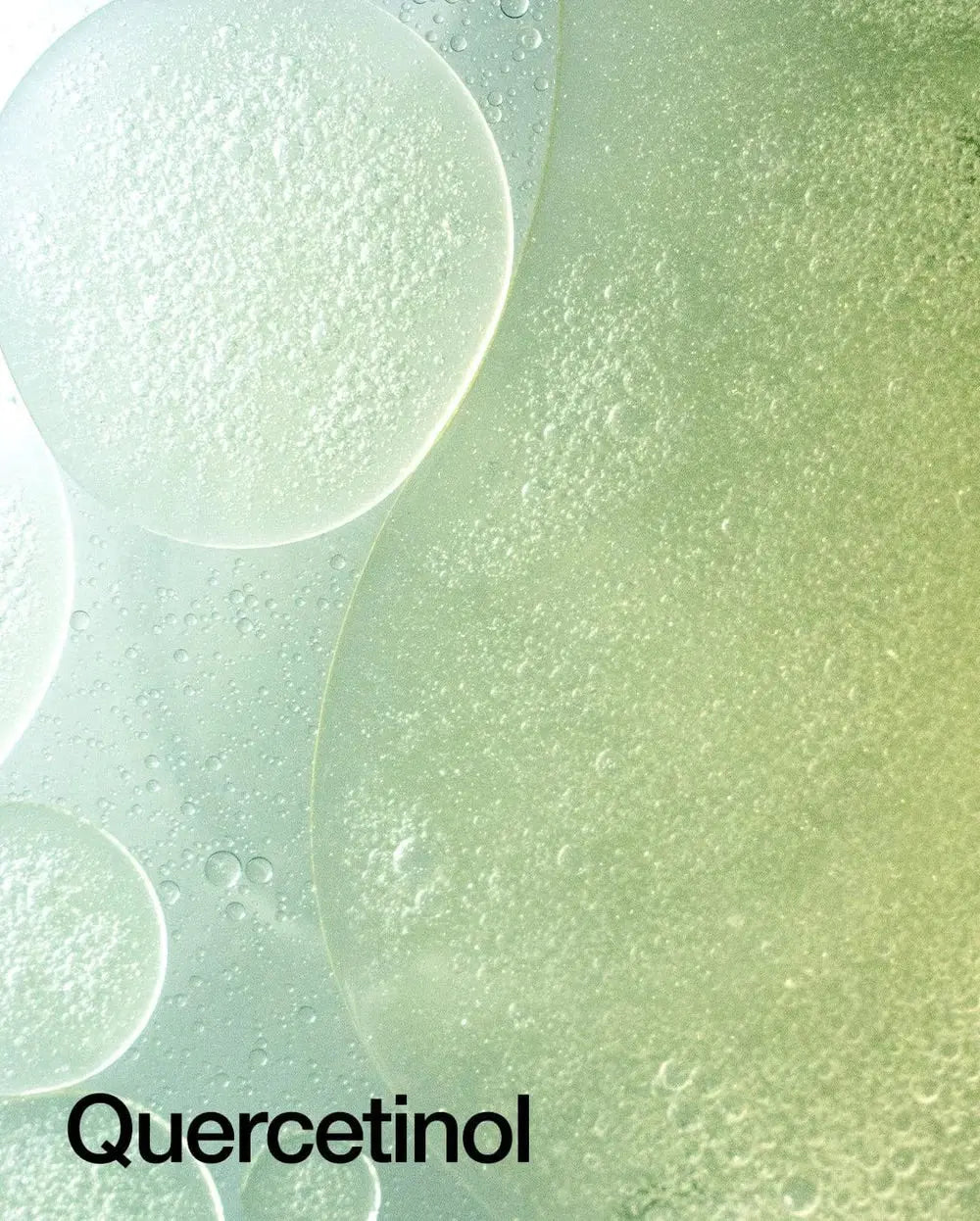 Anua Heartleaf Quercetinol Pore Deep Cleansing Foam met quercetinol, close-up van de gel