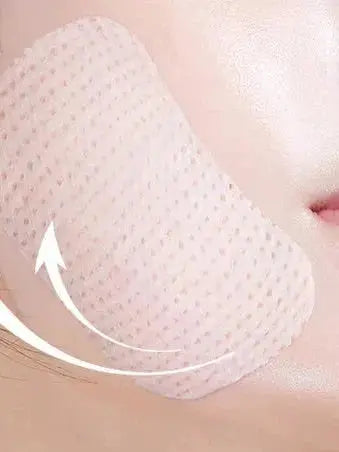 Mediheal Retinol Collagen Lifting Pad, pad op de wang met een pijl omhoog